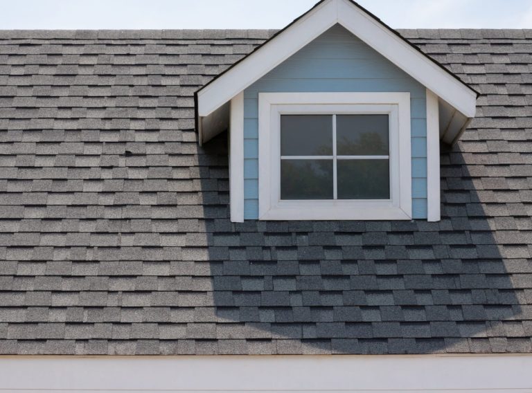 residential roof in Lake Geneva WI residential roof in Lake Geneva, Lake Geneva roofing contractor, home roof replacement Wisconsin