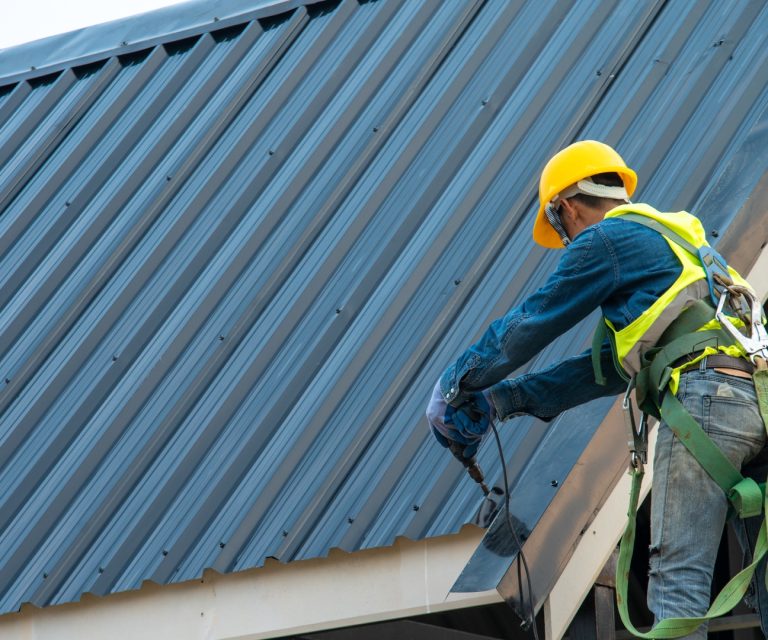 roofing services in Milwaukee, Milwaukee roof repair, residential commercial roofing Milwaukee